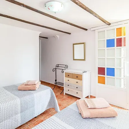3 Bedroom Awesome In